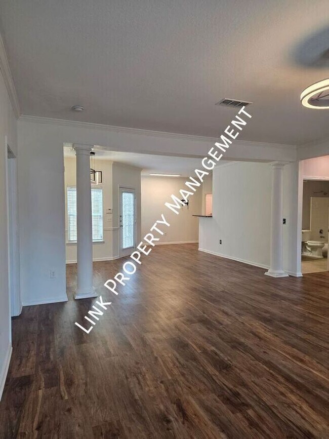 Building Photo - 5103 Regency Ct