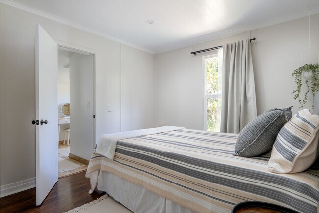 Building Photo - 273 W Carmel Valley Rd