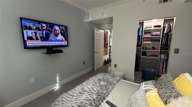 Building Photo - 5655 Bentgrass Dr