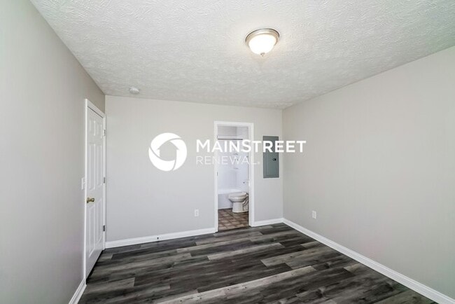 Building Photo - 3 Bedroom Pet-Friendly Home in SHEPHERDSVI...