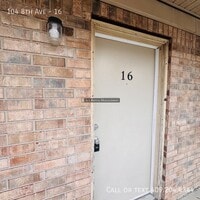 Building Photo - 104 8th Ave