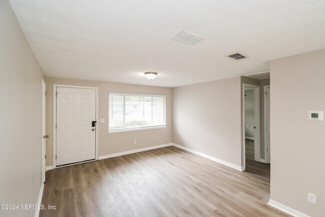 Building Photo - 8326 Santman Ct