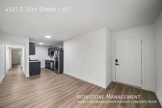 Building Photo - 4523 E 31st St