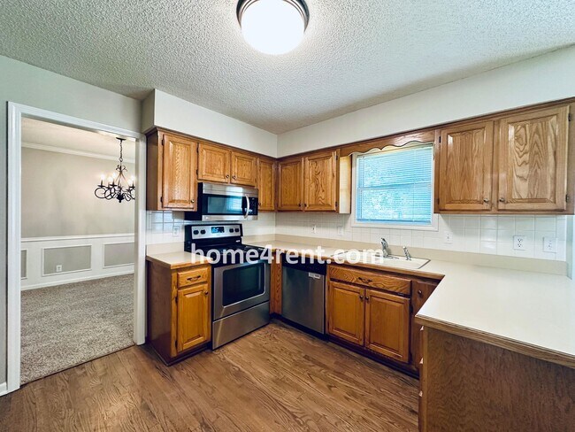 Building Photo - Blue Valley Schools w/ Hardwood Floors and...