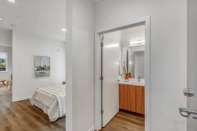 Interior Photo - Montana 11