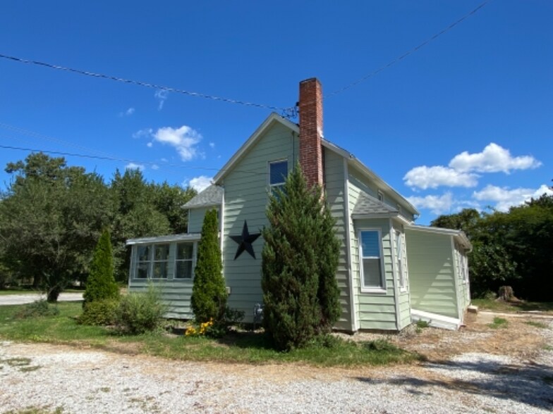 Building Photo - 1712 Seiler Rd