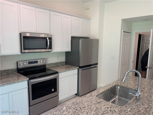 Primary Photo - 4360 Longwell Ln