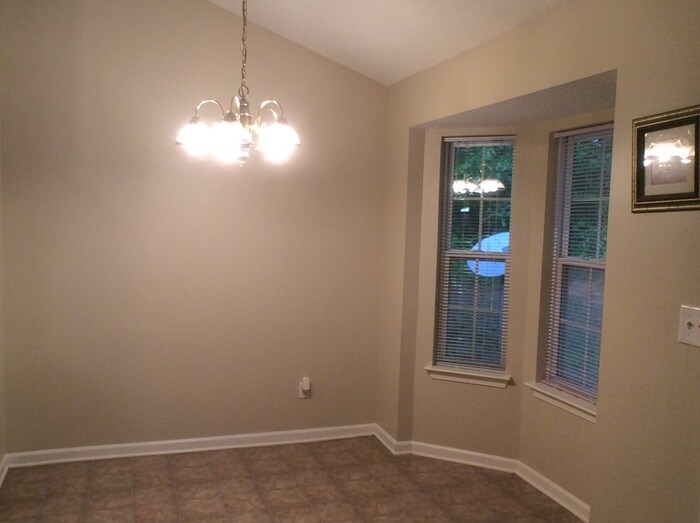 Building Photo - 4710 Biesterfield Dr