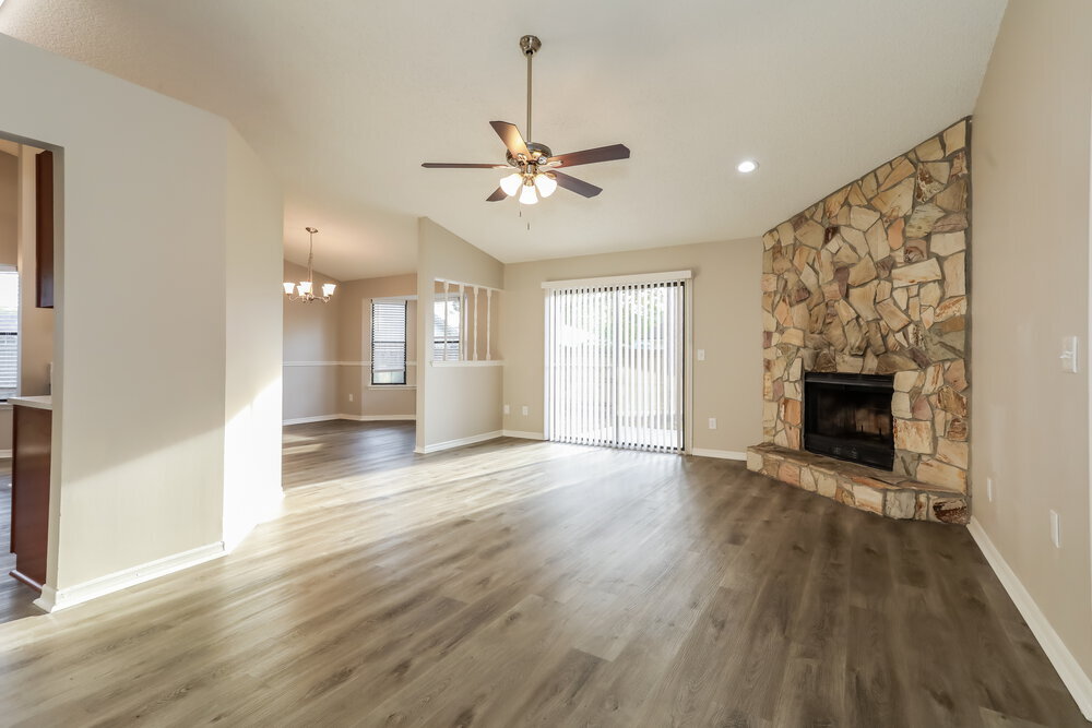 Building Photo - 7749 Pikes Peak Dr