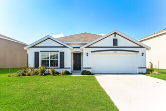 Building Photo - Cute 4 Bedroom Home