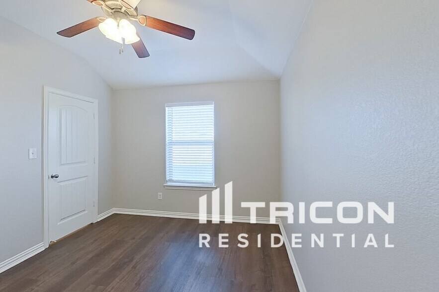 Building Photo - 12432 Hunters Mill Trail