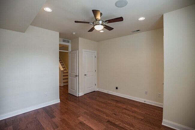 Building Photo - 1619 Ogden St