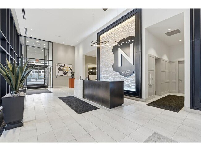 Building Photo - 497 S Marquette Ave