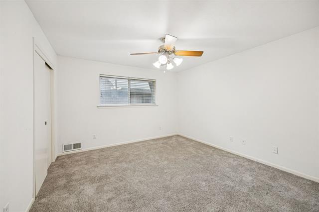 Building Photo - 1610 Lexington Dr