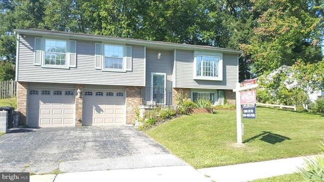 Primary Photo - 9217 Briarchip St