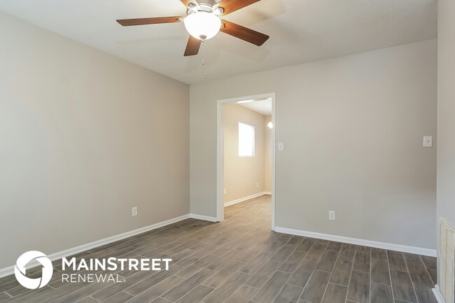 Building Photo - 1829 5th Way NW