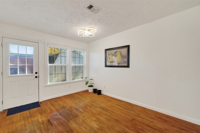 Building Photo - 7226 Skybright Ln