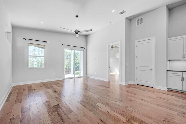 Building Photo - 6401 Keegans Dr