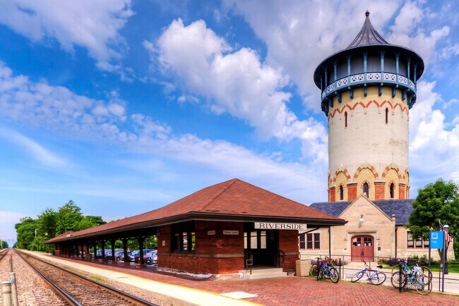 Building Photo - 44 Lawton Rd