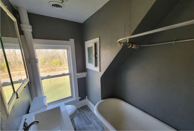 Building Photo - 518 Sandusky St