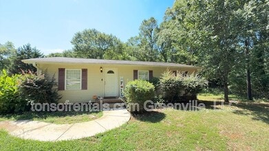 Building Photo - 1501 Howard Dr
