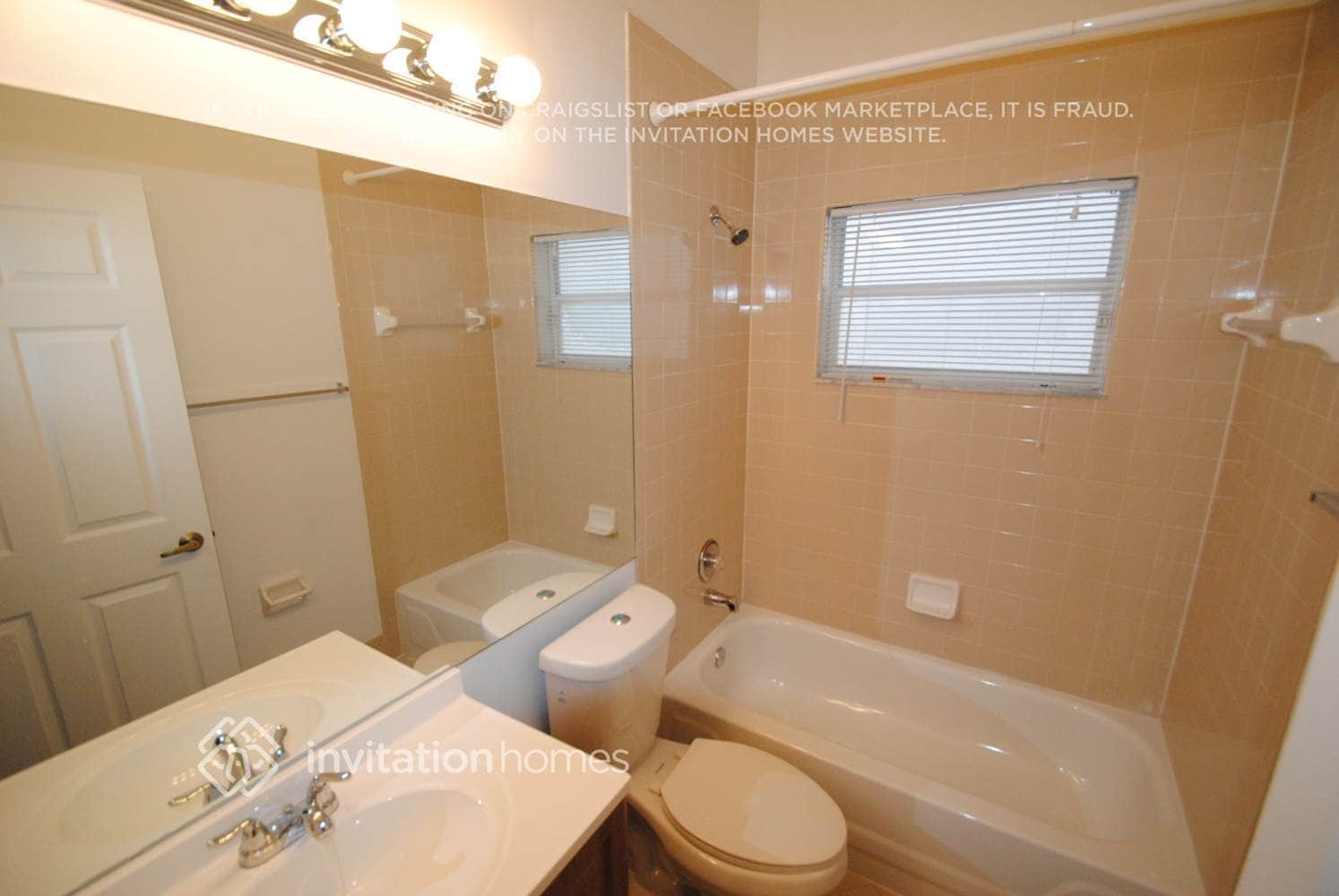 Building Photo - 7774 Hoffy Cir