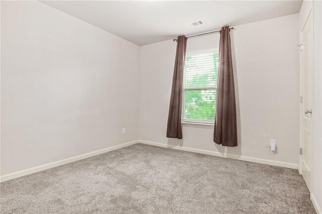 Building Photo - 1539 Creek Bend Ln NW