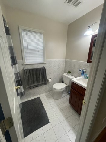 Building Photo - 2 Casper Ct