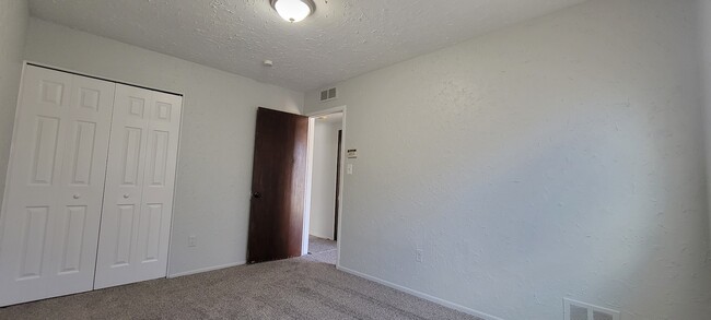 Building Photo - 27460 Bohnhoff St