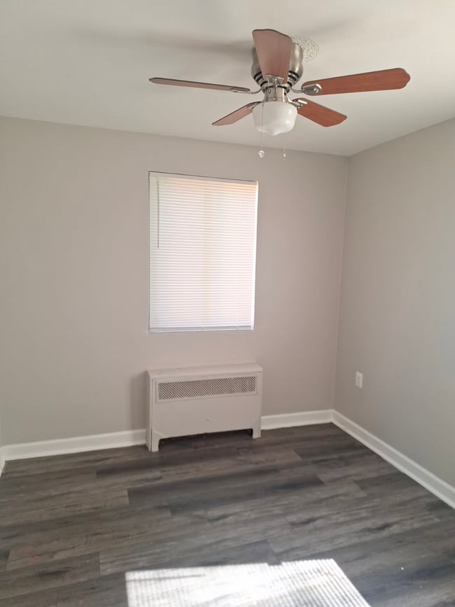 Building Photo - Top-Floor 2-Bedroom Condo in Southwest DC ...