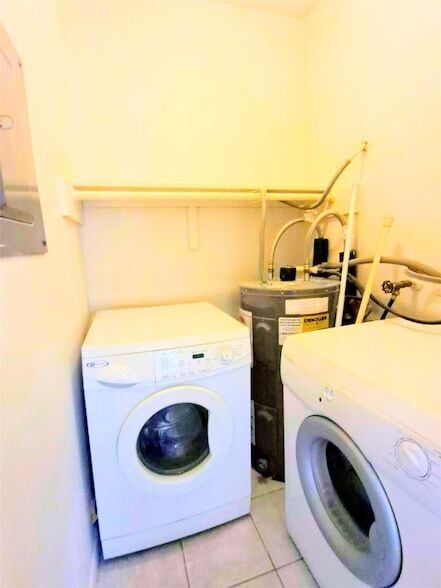 Building Photo - 500 Tiki Dr