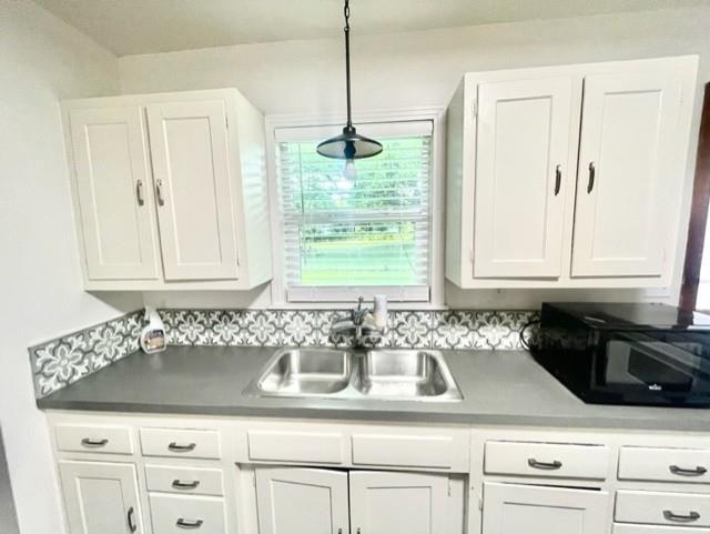 Building Photo - 1109 Davis St