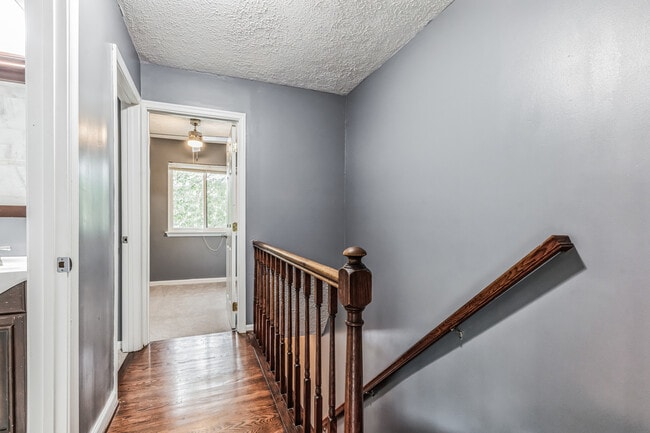 Building Photo - 12043 Hallandale Terrace