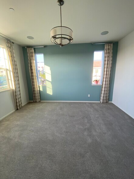 master bedroom when unfurnished - 1266 Santa Victoria Rd