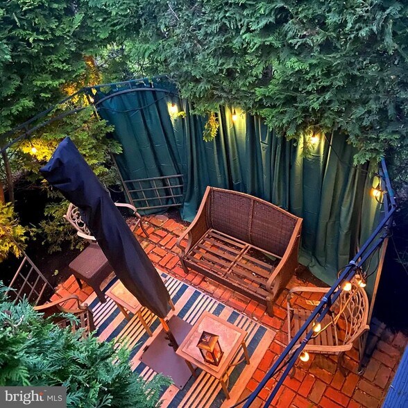 Building Photo - 171 Madison Ct