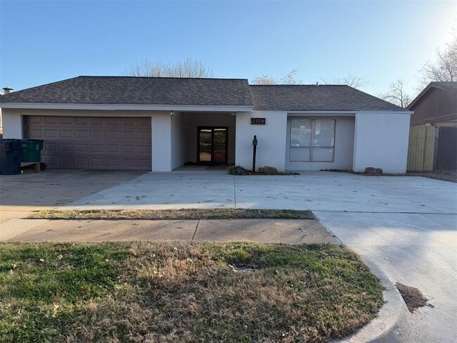 Building Photo - 2104 NW 115th St