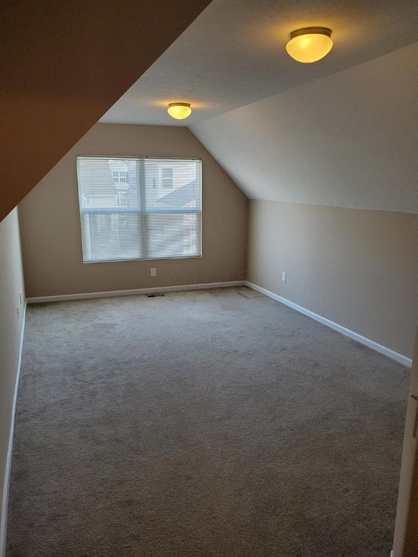 Building Photo - 98 Holly Hock Ln