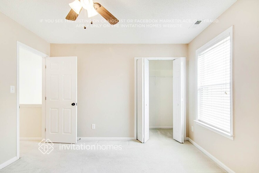 Building Photo - 318 Winward Pointe Dr