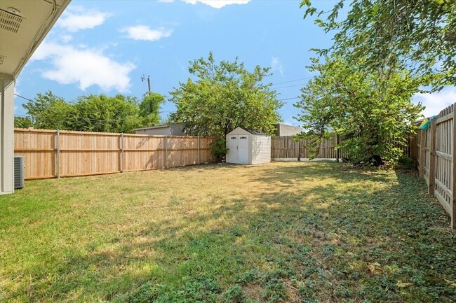 Building Photo - 9672 Windy Ridge Rd