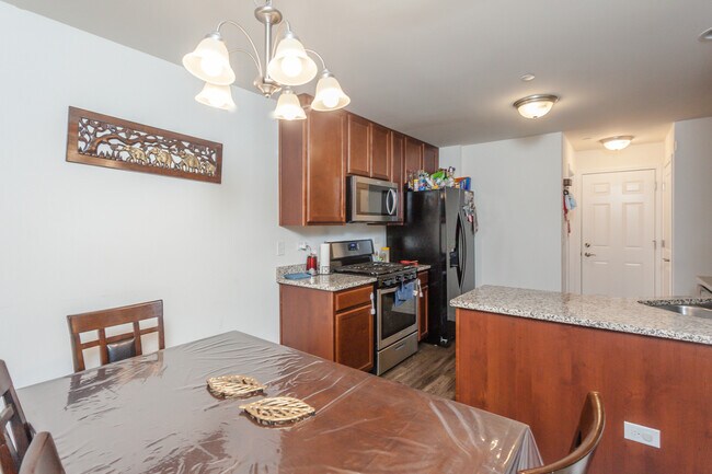 Building Photo - 1437 Crimson Ln