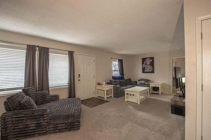 Building Photo - 7704 E 50th Terrace