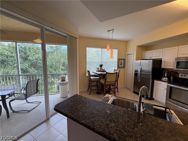 Building Photo - 10540 Amiata Way