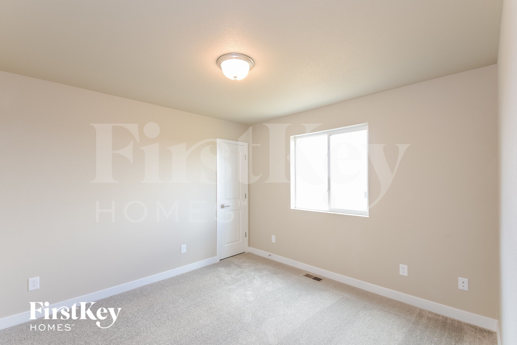 Building Photo - 10352 Horton Dr