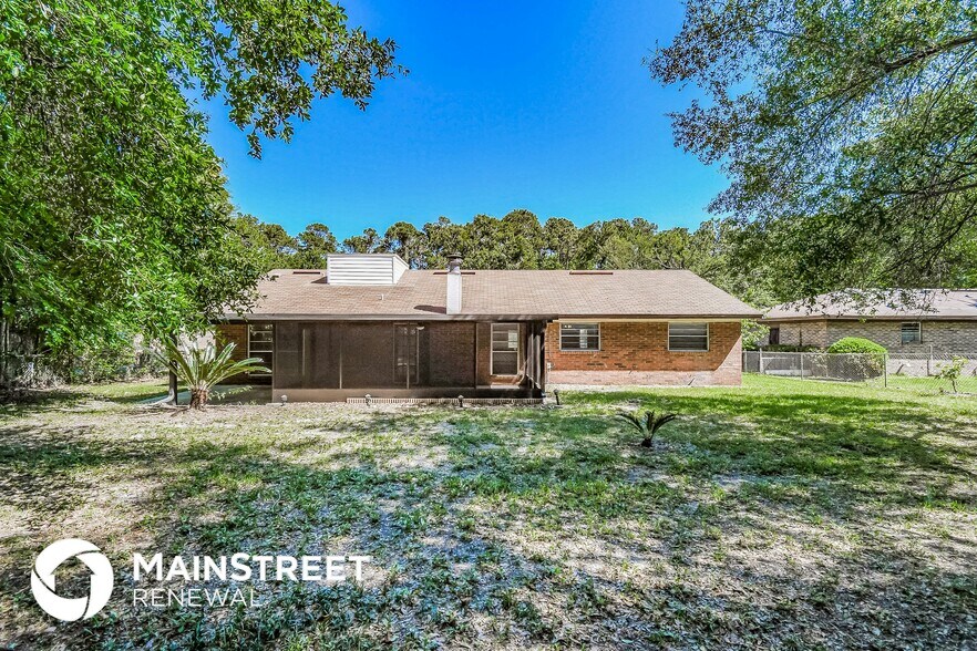 Building Photo - 1008 Turtle Creek Dr N