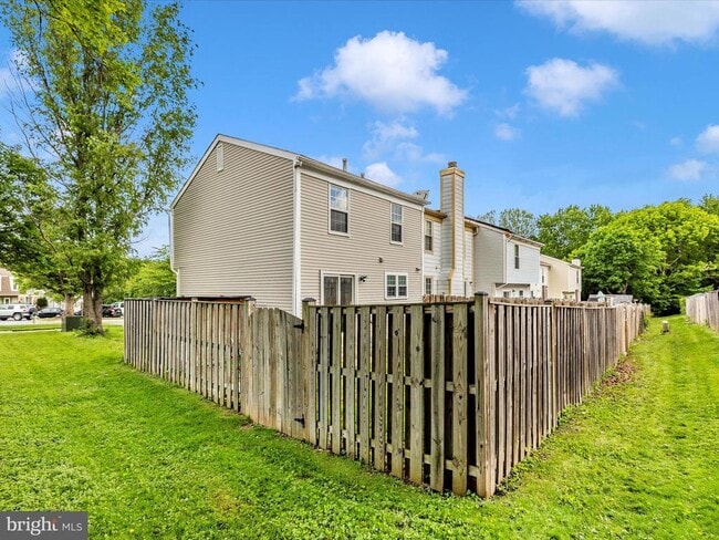 Building Photo - 13114 Thackery Pl
