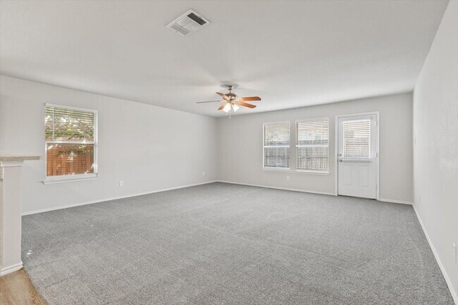 Building Photo - 10745 Kittering Trl