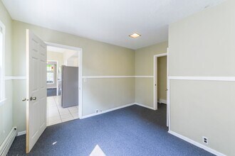Building Photo - 2541 Aldrich Ave S