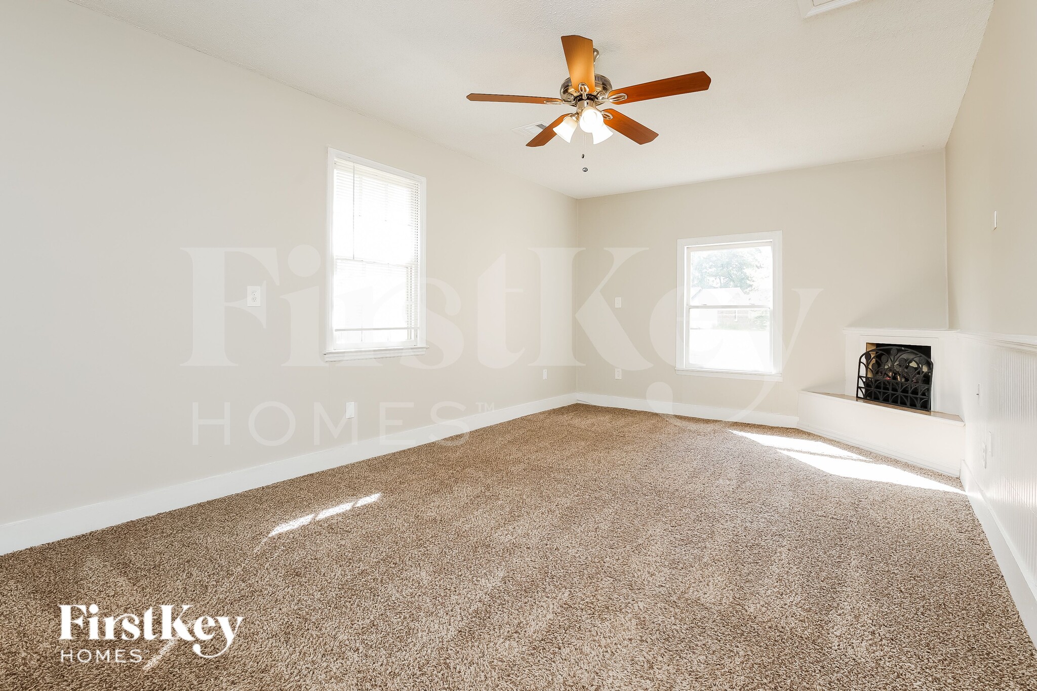 Building Photo - 303 Longstreet St