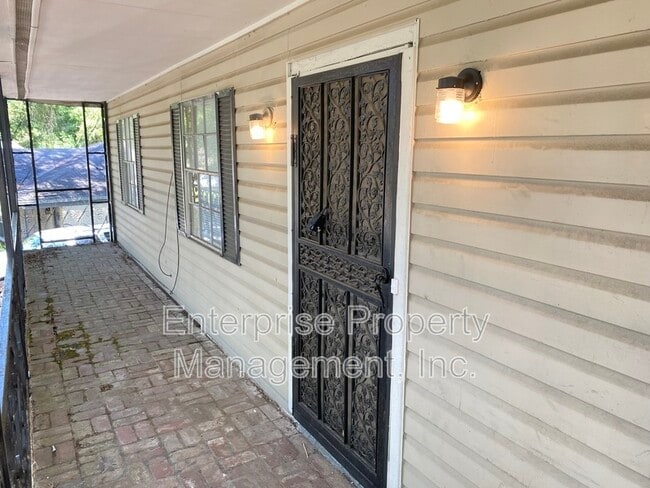Building Photo - 1982 Goldbrier Ln