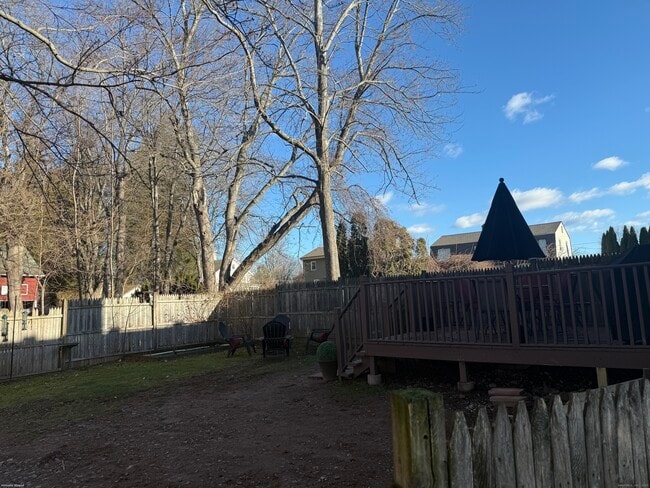 Building Photo - 19 Mill St